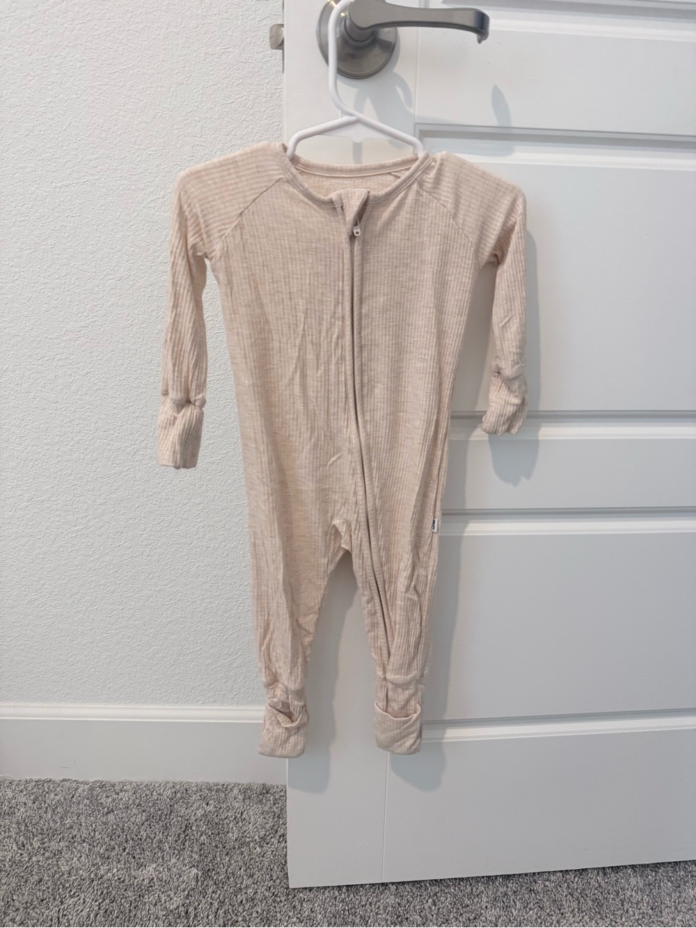 Little Sleepies- Ribbed Onesie in Oat - Size 3-6M